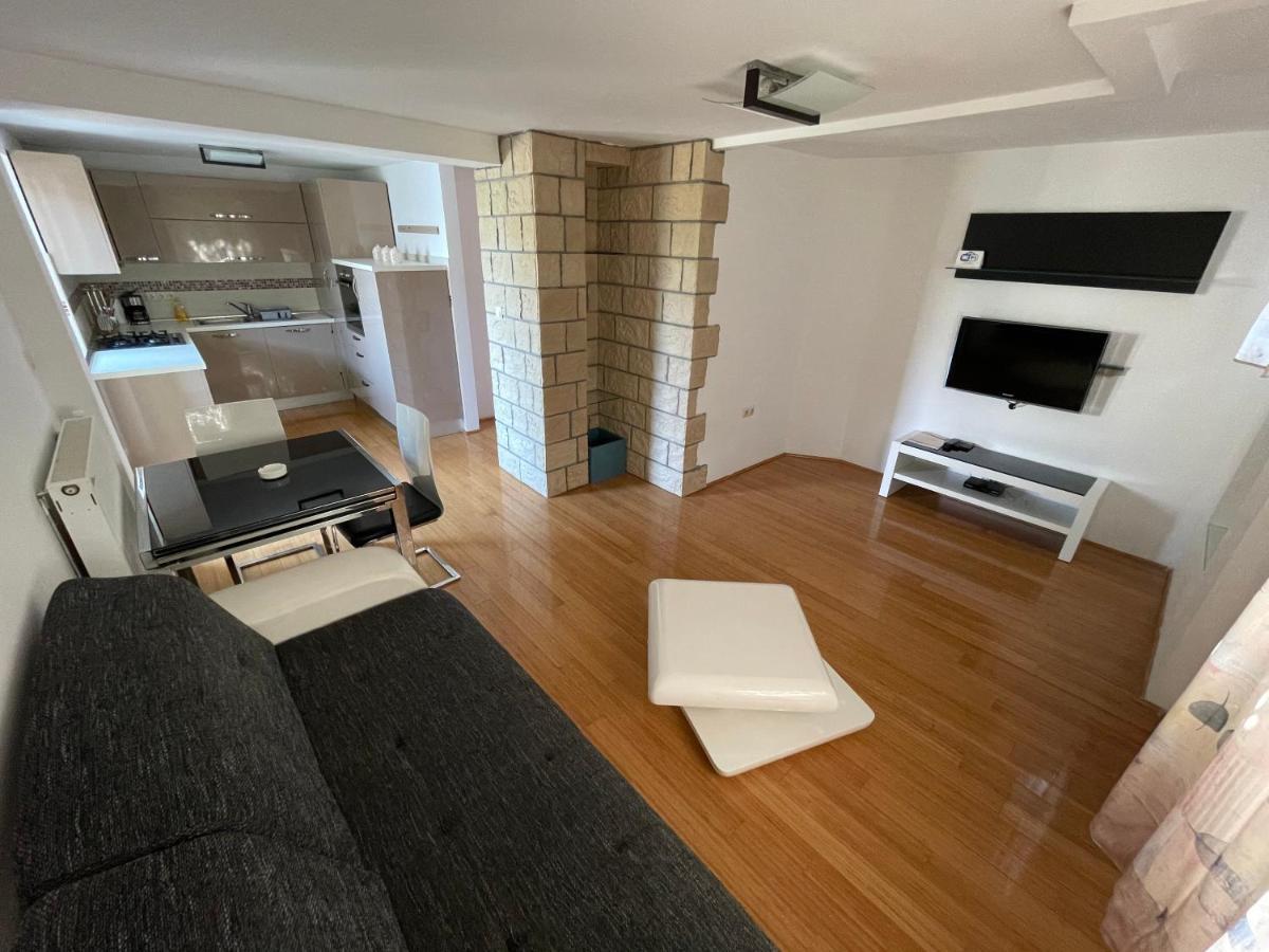 Apartment Victoria Stara Baška 외부 사진