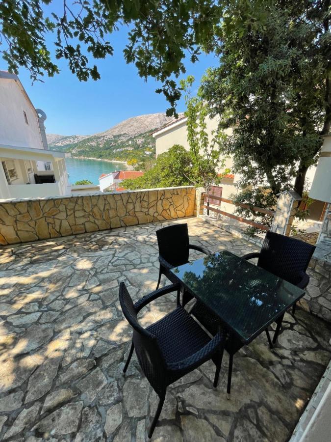 Apartment Victoria Stara Baška 외부 사진